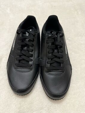 Puma Women’s Black Leather Lace-Up Athletic Sneakers